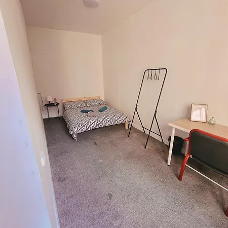 Cool And Big In Homestay