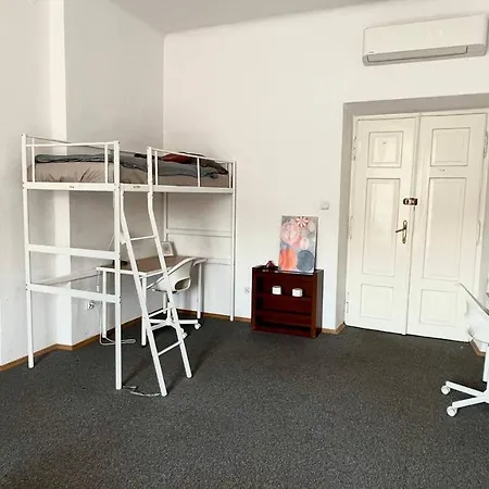 Cool And Big In * Krakkó